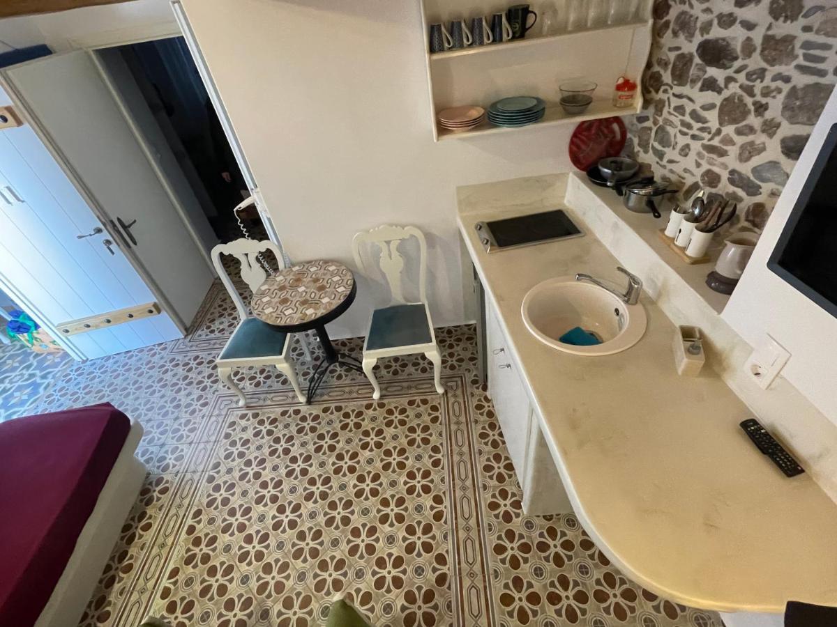 Burgos Barrio Hotel Naxos City Luaran gambar