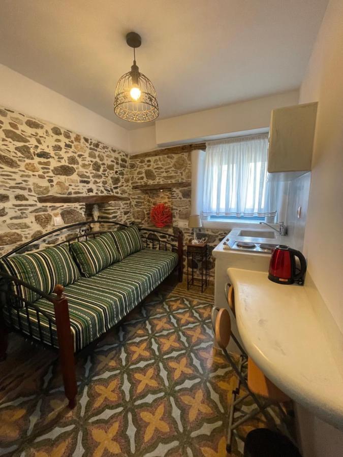 Burgos Barrio Hotel Naxos City Luaran gambar
