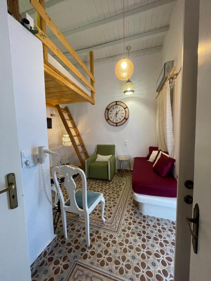 Burgos Barrio Hotel Naxos City Luaran gambar