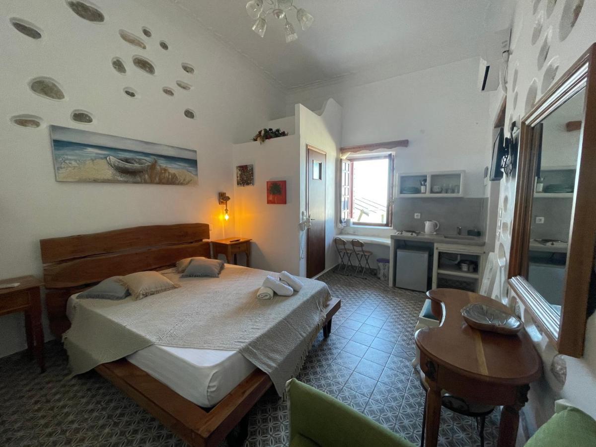 Burgos Barrio Hotel Naxos City Luaran gambar