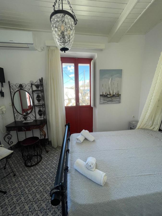 Burgos Barrio Hotel Naxos City Luaran gambar