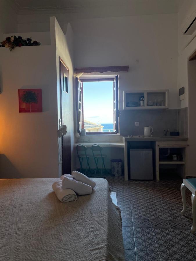 Burgos Barrio Hotel Naxos City Luaran gambar