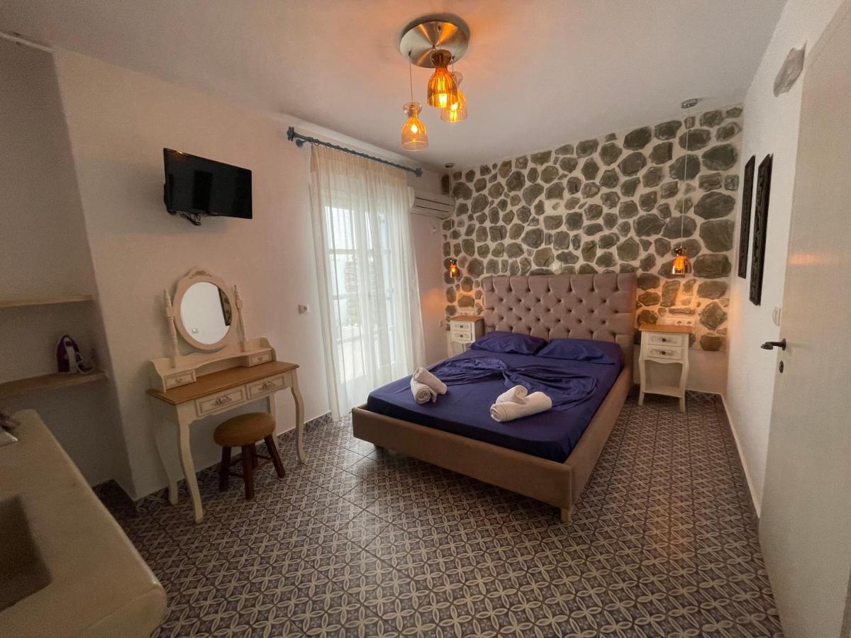 Burgos Barrio Hotel Naxos City Luaran gambar