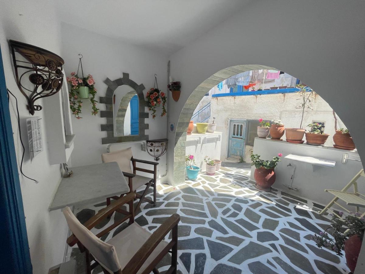 Burgos Barrio Hotel Naxos City Luaran gambar