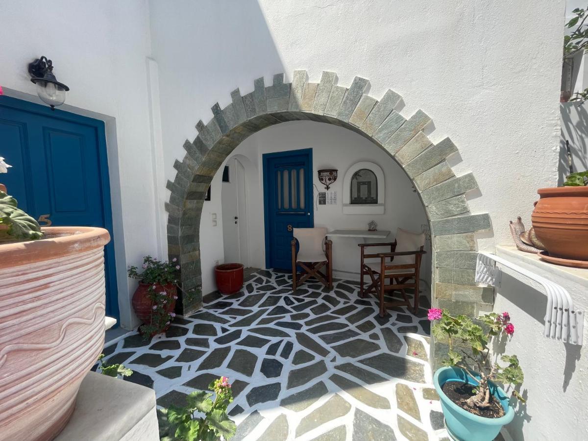 Burgos Barrio Hotel Naxos City Luaran gambar
